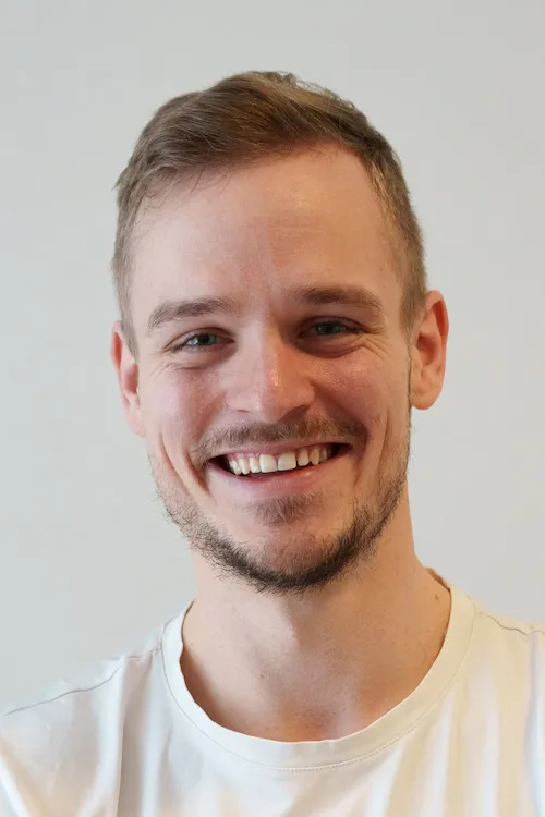 physiotherapeut-bauernhofer-lukas-portrait portrait physiotherapeut graz lukas bauernhofer