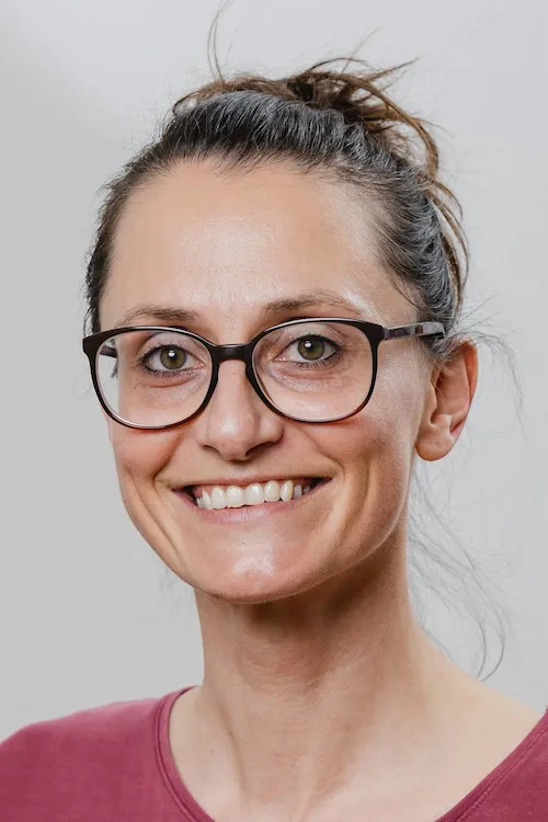 physiotherapeutin-kristin-seifert-portrait physio graz kristin seifert portrait